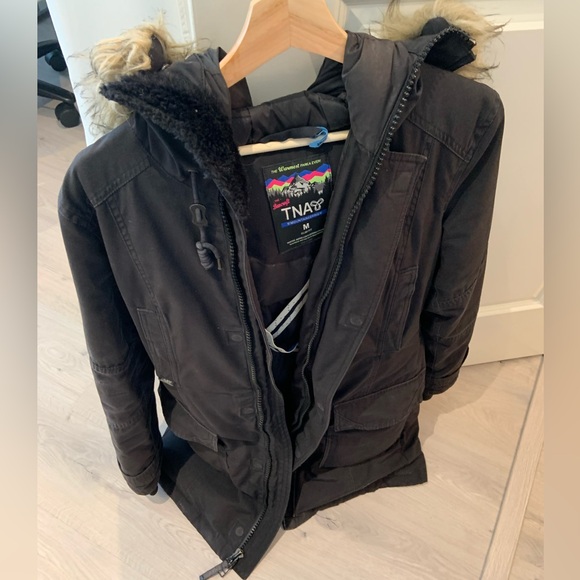 Aritzia TNA Bancroft Parka Winter Coat - Picture 4 of 6